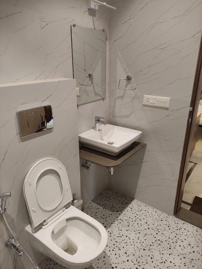 Vatika Homestay فاراناسي المظهر الخارجي الصورة